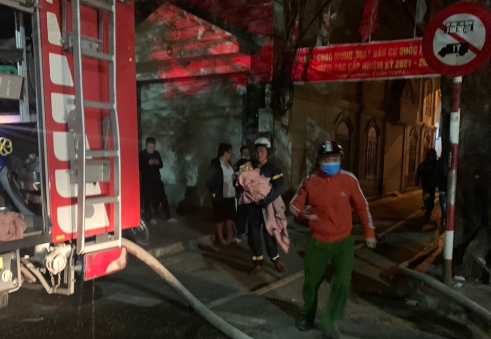 Phòng Cảnh sát PCCC và CNCH: Kịp thời cứu 05 người trong đám cháy